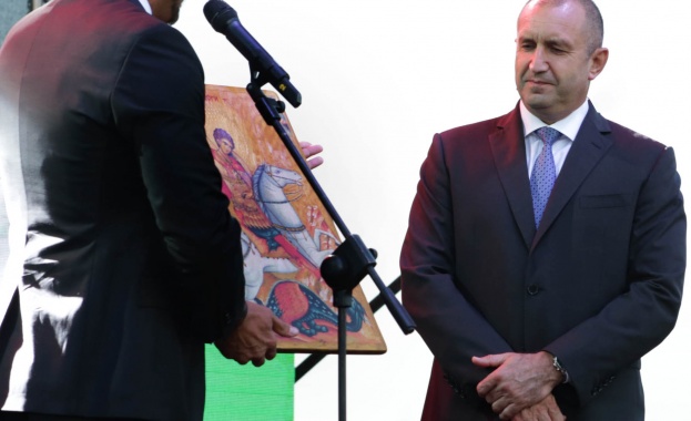 В пъстрата палитра на българския фолклор шопският има своето ярко