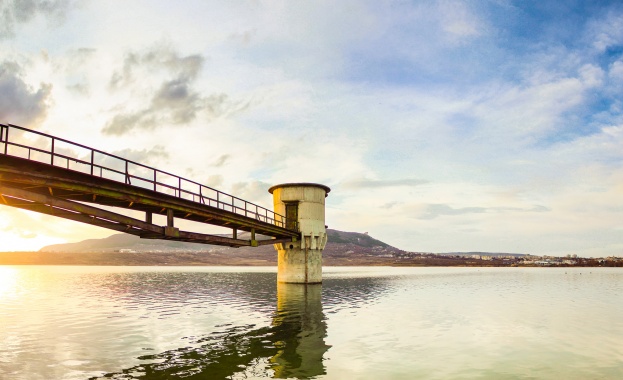 Огромна авария остави града без водоподаване Авария спря водоподаването в