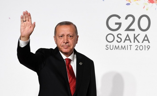 Турският президент Реджеп Тайип Ердоган се опита да съживи илюзията