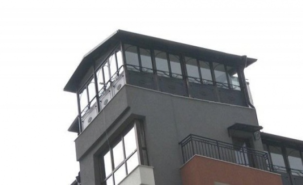 Депутатът от ГЕРБ Пламен Тачев също се оказа с незаконна