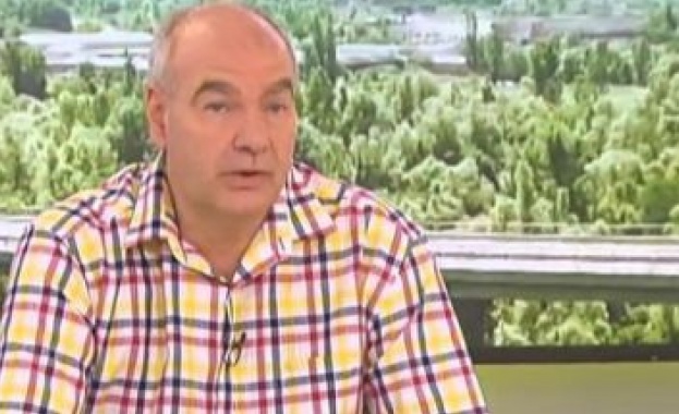 Баща уби 4 годишния си син като го хвърли от мост