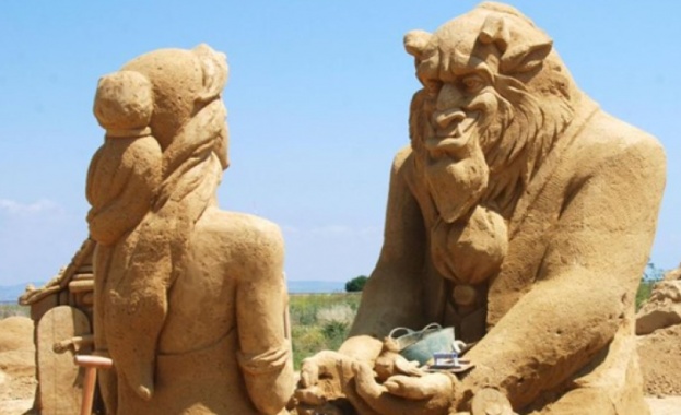 Фестивалът на пясъчните скулптури официално ще бъде открит за своите