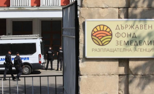 Шестима души са арестувани след акцията на спецпрокуратурата в Държавния