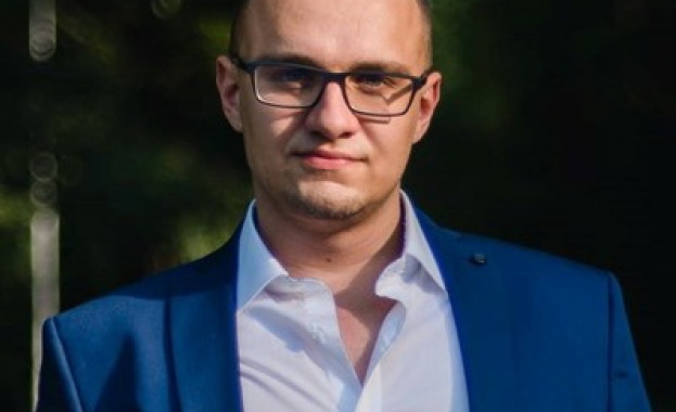 20-годишният Кристиян Бойков от Пловдив е хакерът, източил базата данни