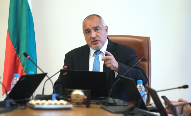 Хакването на системата на НАП от 20 годишен хакер показва че