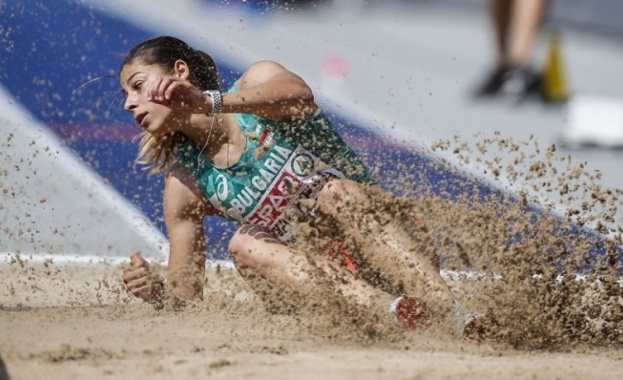 Александра Начева завоюва сребърен медал във финала на троен скок