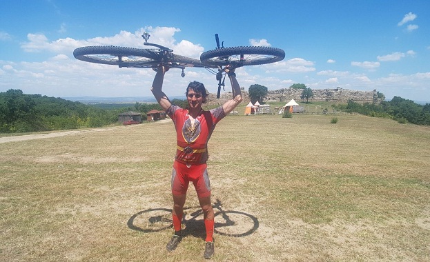 Постави го планинският колоездач Борислав Йорданов преминавайки трасето РИЛА