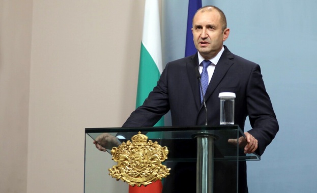 Президентът Румен Радев със специално изявление за изтребителите Държавният глава
