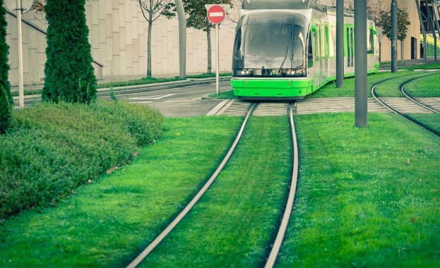 Турската компания Бозанкая специализирана в производството на електромобили и трамваи