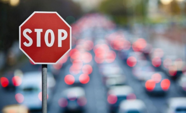 От 1 август до 1 септември се забранява последователно влизането