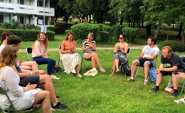 Цветелина Пенкова бе говорител в рамките на Летния лагер на