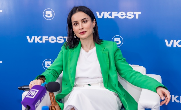 Известната руска телевизионна журналистка и общественик Тина Канделаки сподели скоро