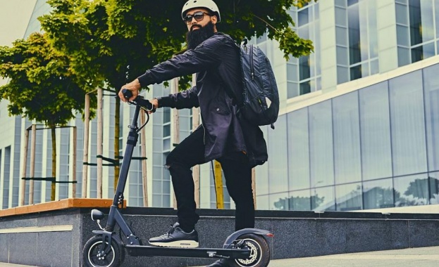 Започва работа първата компания за споделено ползване на електрически тротинетки