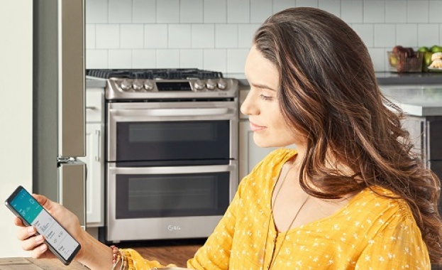 LG Electronics LG предлага на потребителите си възможността за гласово