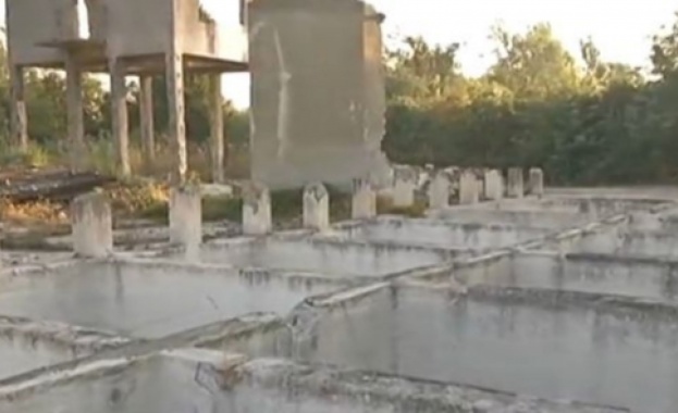 Властите издирват собственика на бивша фабрика за вар край Горна