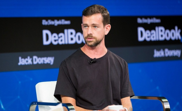 Акаунтът на главния изпълнителен директор на социалната мрежа Туитър за