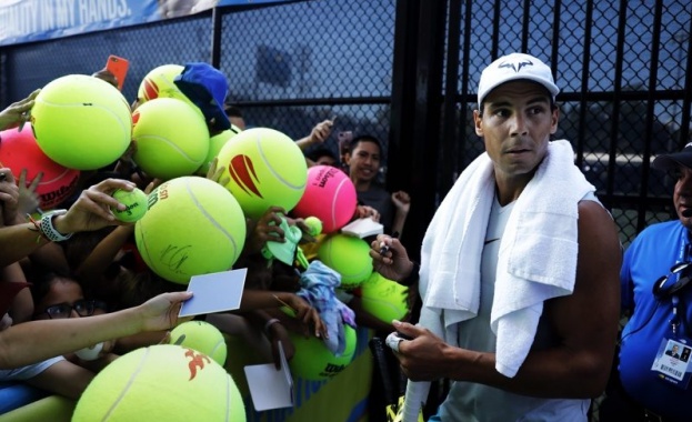 Рафаел Надал помогна на малко момченце което едва не бе