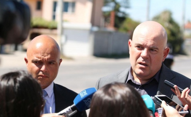 Петима души са задържани при акцията в столичния квартал Христо