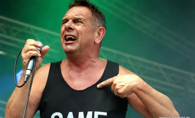 Един от най обичаните весели и неуморни ска музиканти и артисти