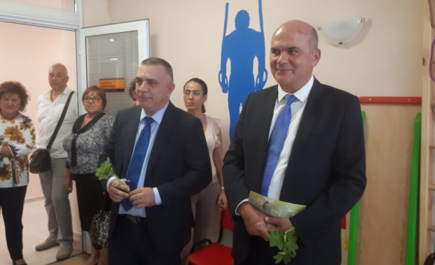 Българската икономика отчита високи нива на заетост и рекордно ниска