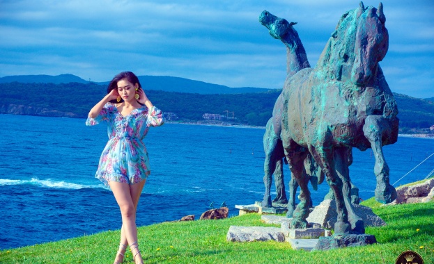 За първото си посещение в Европа носителката на короната Мис