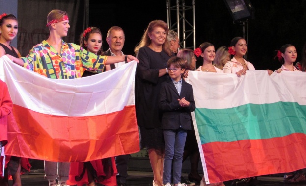 Трябва да се поучим от децата си как да заменим