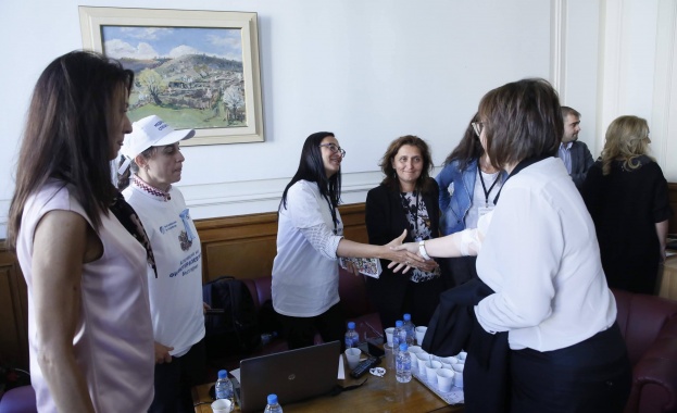 С медицинските специалисти имаме пълно съвпадение по няколко въпроса които