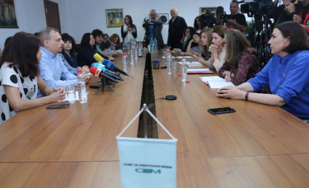 Съветът за електронни медии се събира за да излезе с