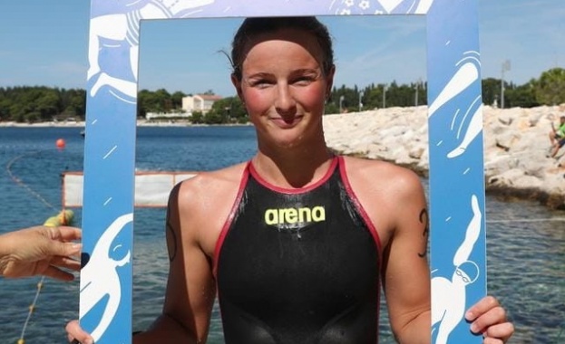 Спортният талант на Еврофутбол Василики Кадоглу продължава с безапелационното си