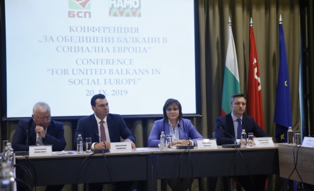 Модерното ляво мислене акцентира върху еволюционния подход в развитието и