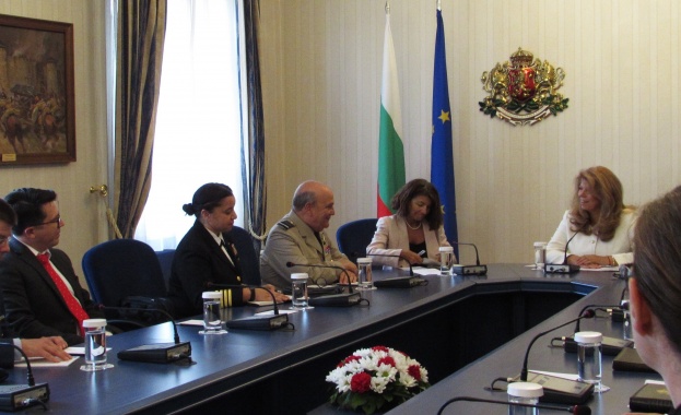 Инициативите на НАТО в контекста на съвременните предизвикателства обсъдиха на