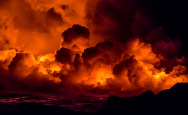 Пожар избухна във военния завод Дунарит в момента евакуират работниците