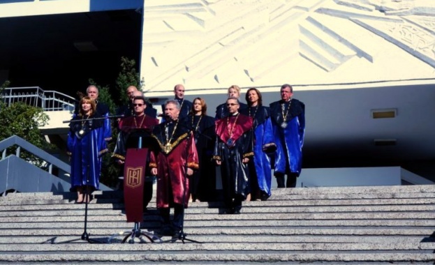 Тържествена церемония по повод откриване на академичната 2019 2020 година в