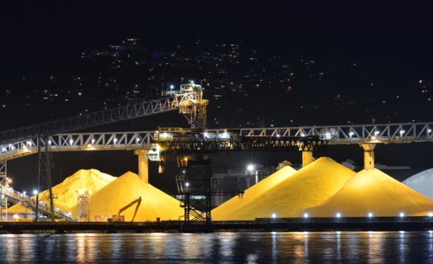 Kитaйци плaниpaт инвecтиция oт 30 милиoнa eвpo в изгpaждaнeтo нa