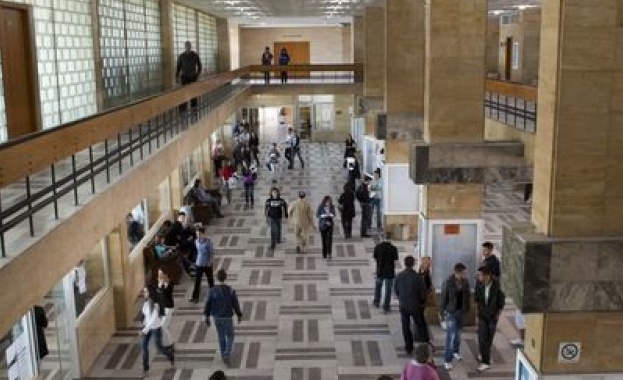 Надяваме се Европейският съюз да запази водещата си роля в