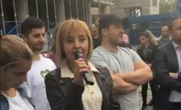 Длъжни сме да уважим достойнството на хората с увреждания Длъжни