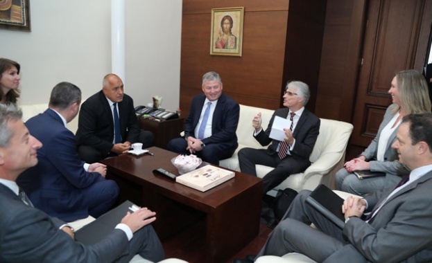 Придобиването на изтребители F 16V Block 70 не е просто покупка