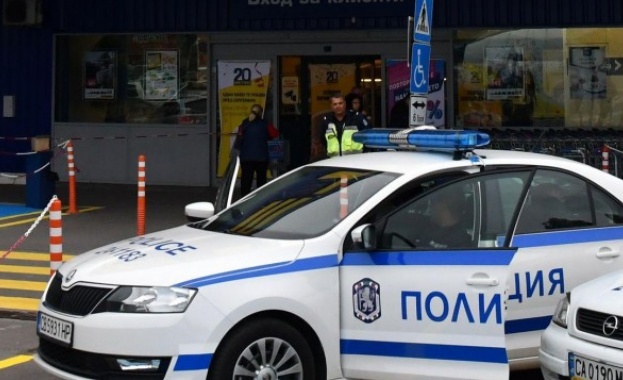 Банковите обирджии които в София задигнаха 175 хил лв наблюдавали