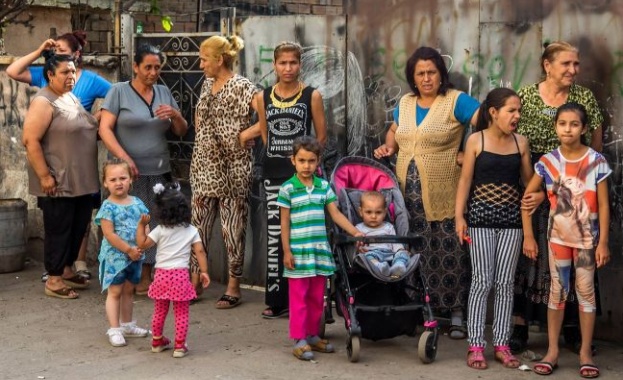 Всяваната от месеци психоза че държавата иска да отнема деца