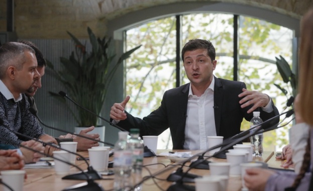 Президентът на Украйна Володимир Зеленски постави световен рекорд като даде