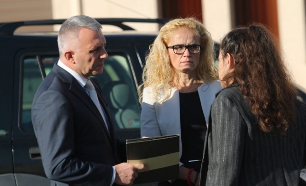 Апелативният специализиран наказателен съд не уважи искането на подсъдимите Десислава