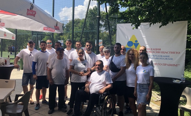 На 19 10 2019г от 10 00 в гр Бургас на футболни игрища