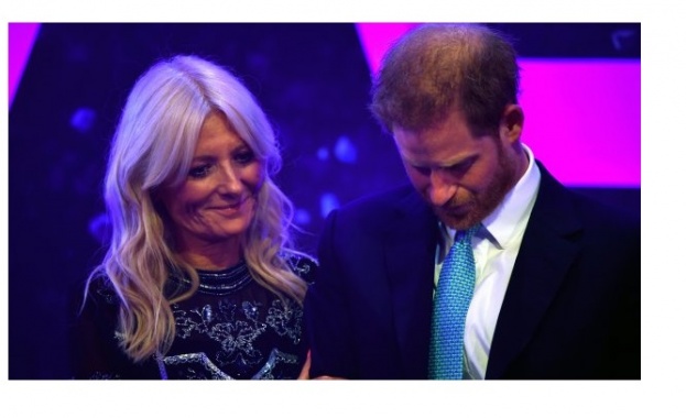 Той е кралска особа предан съпруг и горд баща Той