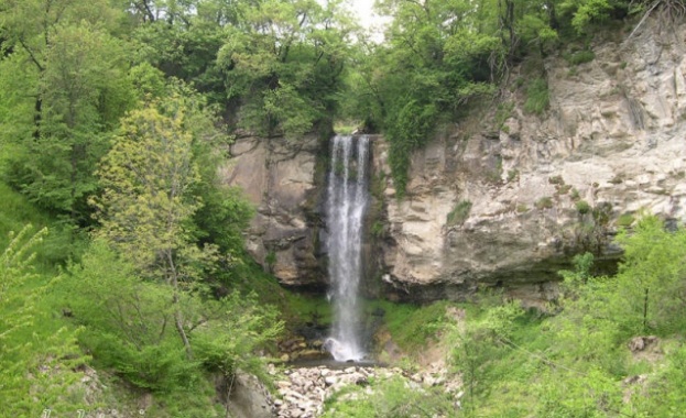 Спасители откриха изгубено семейство с четири деца в района на