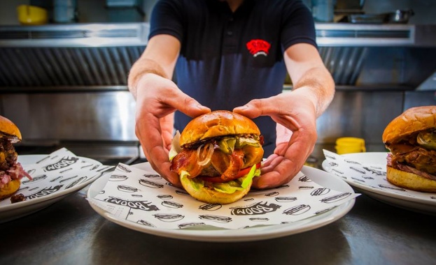 Наистина ли българският глас струва само две кебапчета На този