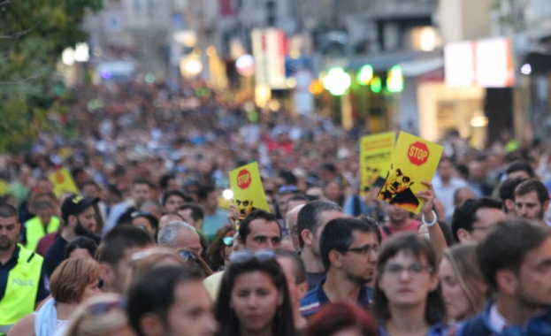 Ден преди ключовия избор за следващ главен прокурор инициативата Правосъдие
