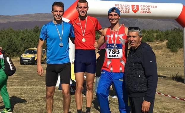 Параолимпиецът ни Християн Стоянов и триатлонистът Александър Сръндев са съответно