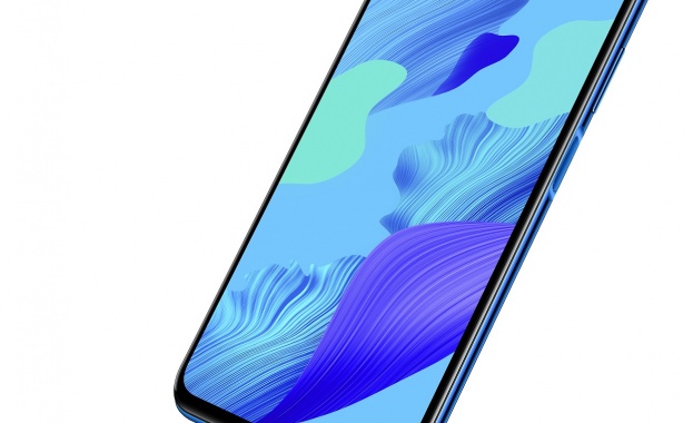 Huawei обяви начало на продажбите на новия смартфон HUAWEI nova