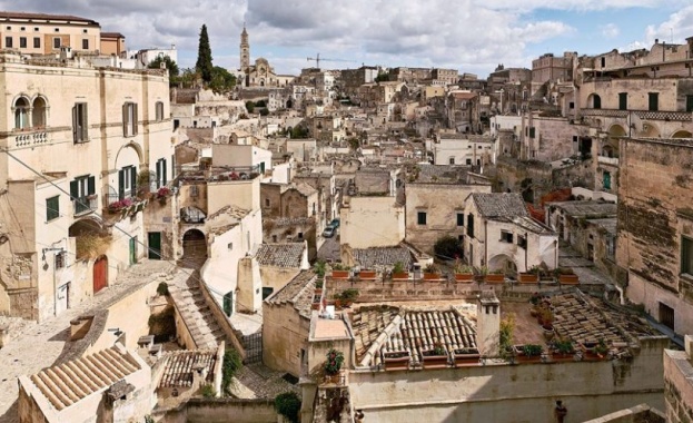 Израелската полиция съобщи че палестинка е била простреляна от полицаи