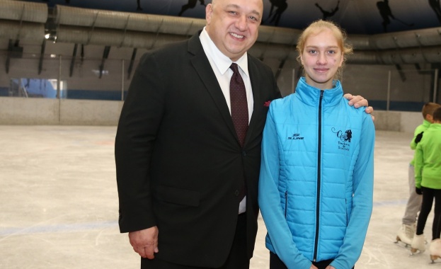 Министърът на младежта и спорта Красен Кралев откри реновираната тренировъчна